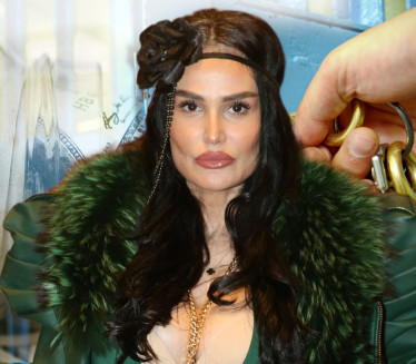 КОРИСТИЛА ЛАЖНЕ ДОЛАРЕ: Инди завршила у затвору у Аустрији