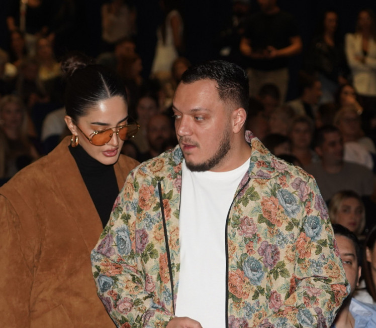 СКИНУЛА ЗАВОЈЕ: Анђела показала "ремонтовани" нос (ФОТО)