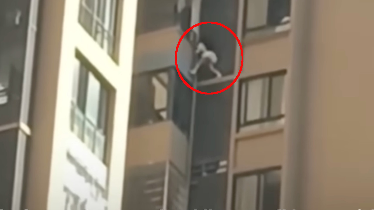 ДРАМА НА 10. СПРАТУ: Љубавници чули звоно