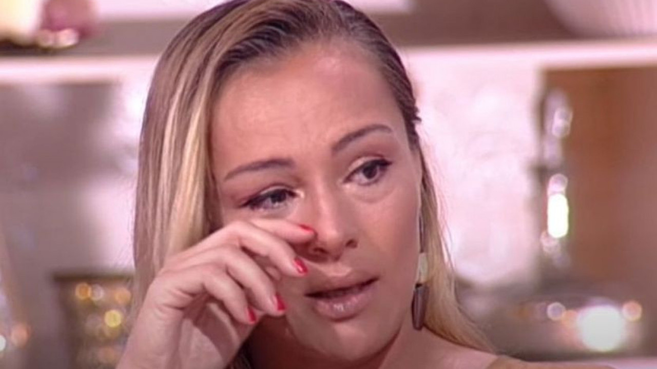 "Умало да будем СИЛОВАНА - била сам затворена, закључана"