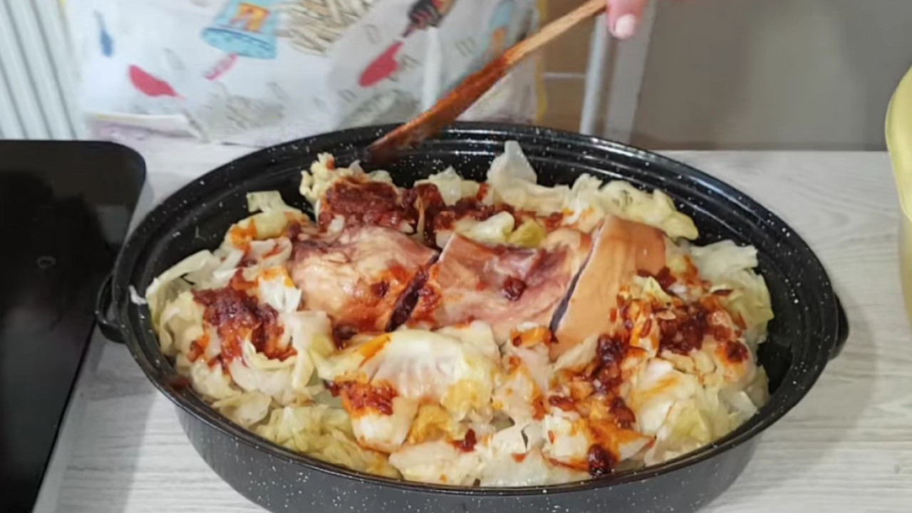 КУПУС СА БУТКИЦОМ: Прави кафански рецепт