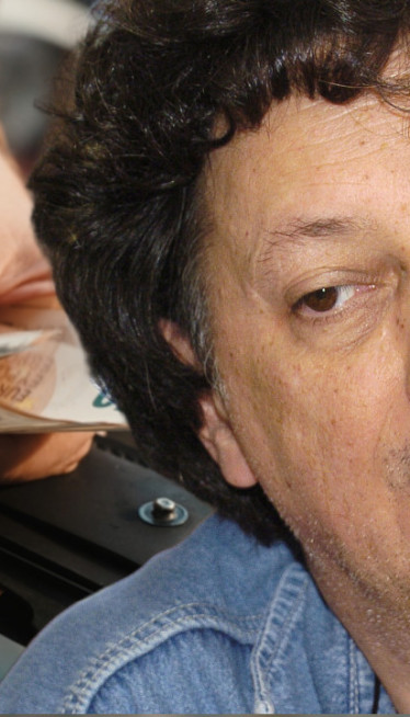 "PLAČEM I CVILIM": Bizetić teško živi - penzija MIZERNA