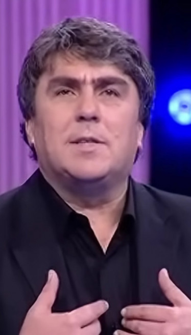 "SVAKO JE DRUGAČIJE TUMAČIO": Pevaču nisu dali da peva u HR