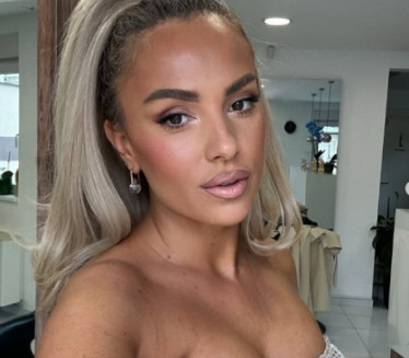 "DVE GODINE JE NEMA": Pvačica se rasplakala na pomen bivšeg