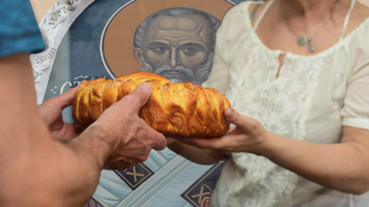 PROTOJEREJ: "Na ovaj način bolje i da ne slavite Sv. Nikolu"