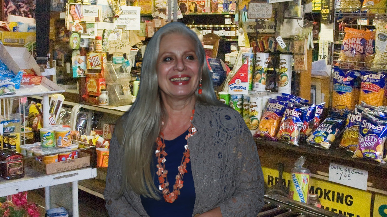 "ЗАМОЛИЛА САМ ПРИЈАТЕЉА ДА МЕ ЗАПОСЛИ У РАДЊИ"