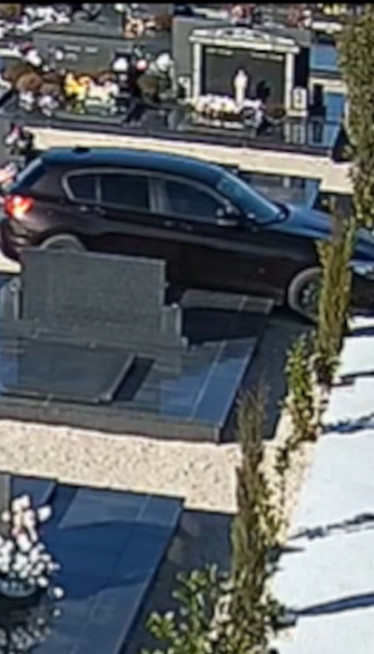 "NEMAČKE TABLICE,ALI JE NAŠ" Otkriveno KO je vozio po groblju