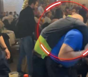 Кинеза покосила српска ракија - није знао где је (ВИДЕО)