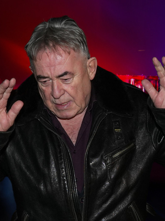 МИМУ ЗАУСТАВИЛА ПОЛИЦИЈА: Кренуо у кафану, а у колима...