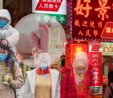 U KINI UVODE POREZ NA KONDOME: S politike 1 deteta na TRI