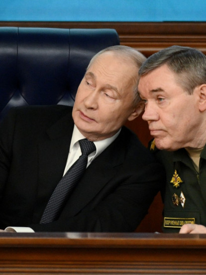 НАЈВЕЋИ НАПРЕДАК ОВАЈ МЕСЕЦ: Герасимов поднео рапорт Путину