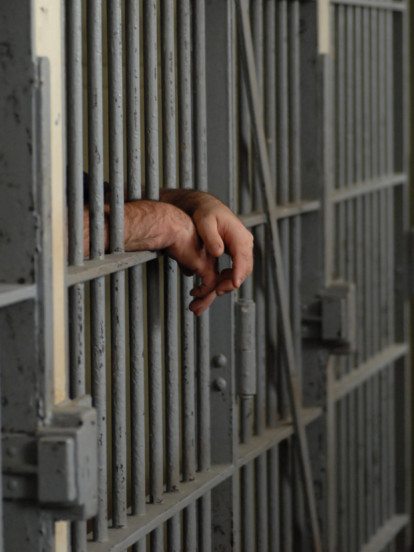 УХАПШЕНО ОСАМ ОСОБА: Нудили "заштиту" ВРАЧАРСКОГ КЛАНА