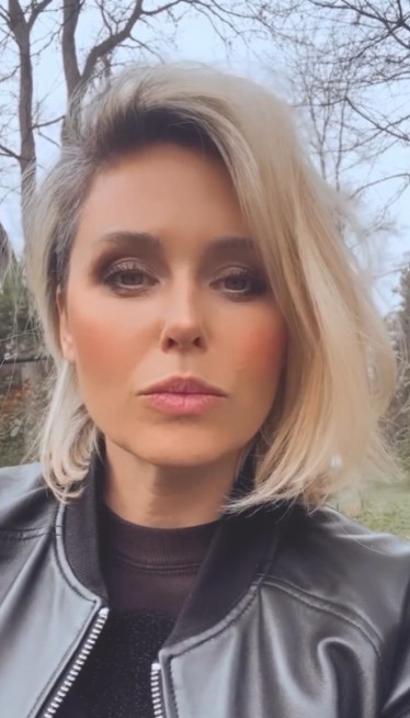 DETE DOBILA U 41. GODINI: Glumica krije muža od javnosti