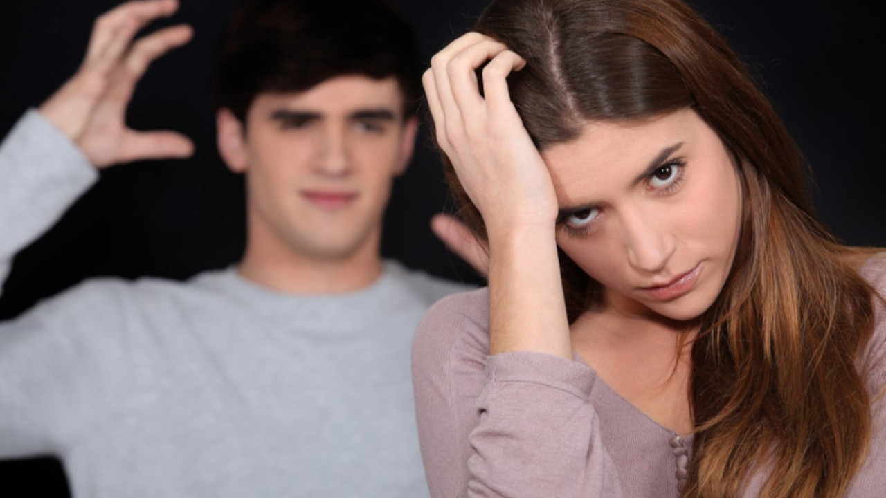 TERAPEUT OTKRIVA: Tri znaka da muškarac ima toksičnu majku