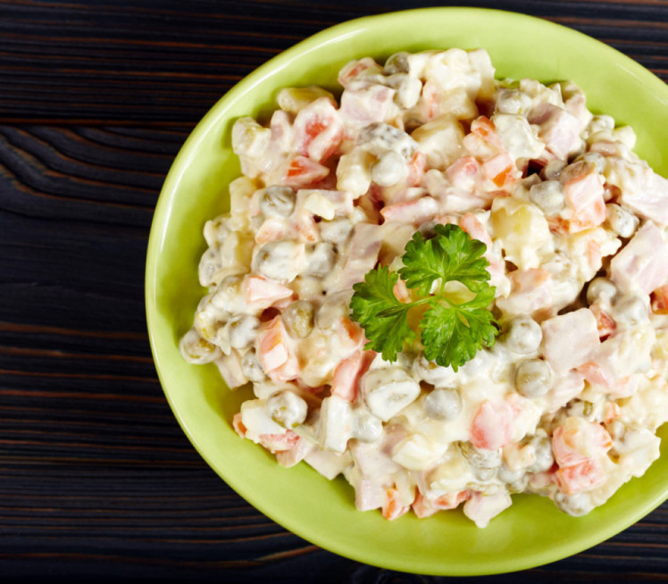 МНОГИ ГРЕШЕ: Колико руска салата може да стоји у фижидеру