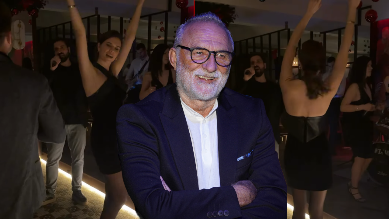 ŽIVA VATRA: Izazovno izdanje Lazine drage - pozira u miniću