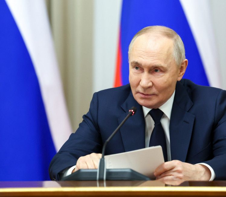 ПУТИН СМЕНИО БИВШЕГ ОФИЦИРА КБГ-а "Иде из личних разлога..."