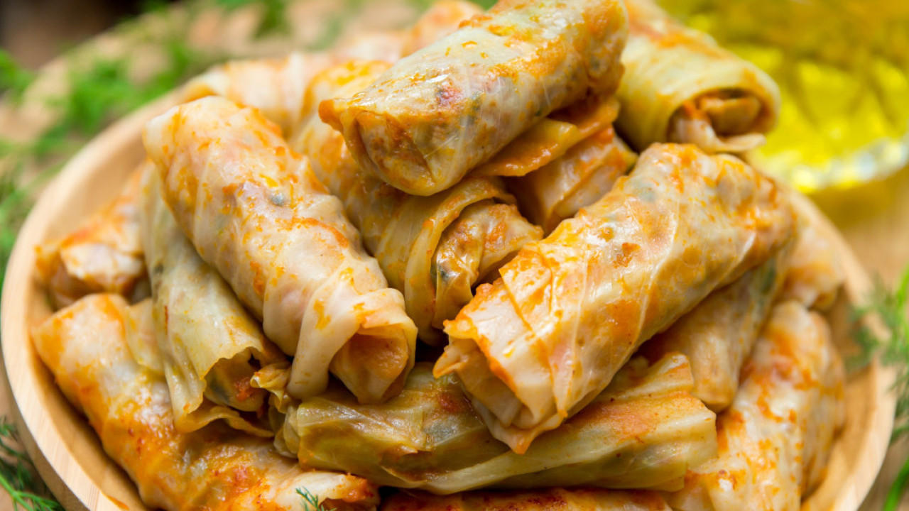 САРМА ИЗ ТИГАЊА: Топи се у устима!