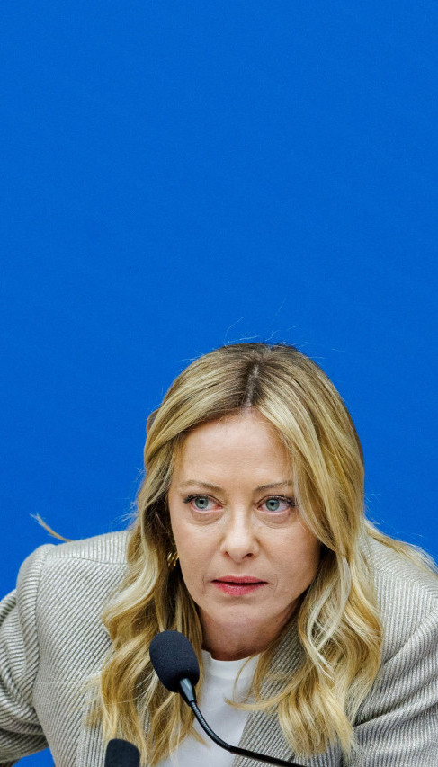 LEVICA JOJ DIŠE ZA VRATOM Kako će Melonijeva pregrmeti test?