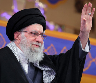IRAN SE SPREMA ZA AMERIČKI NAPAD: Hamnei sklonjen na sigurno?