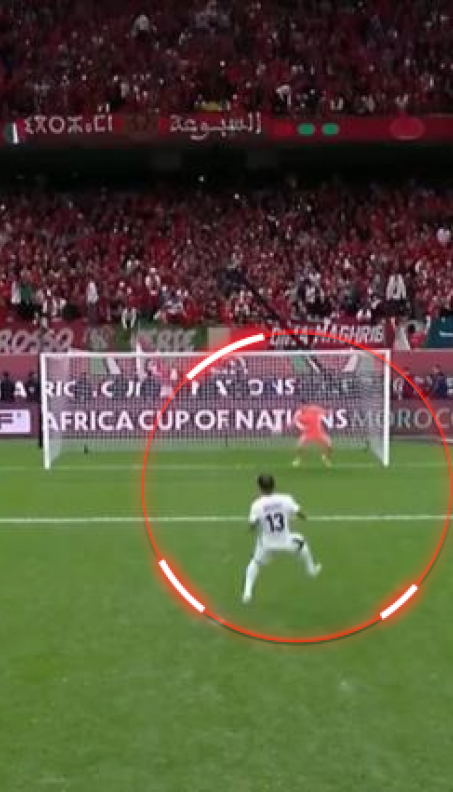 GENIJALAN TRIK GOLMANA Vidite najluđu odbranu penala (VIDEO)