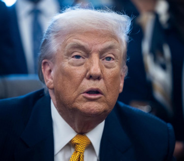 ТРАМП: Ускоро ћу потписати историјску извршну наредбу!
