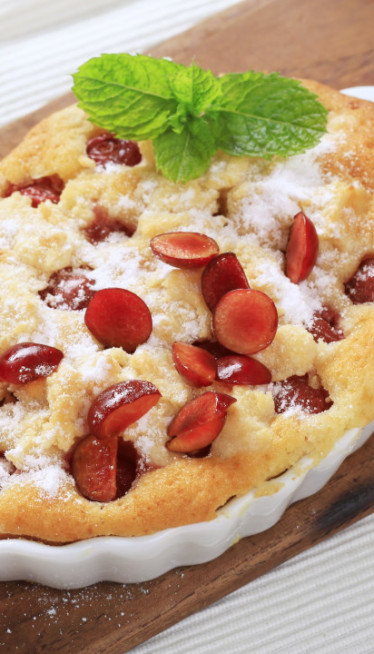 KOLAČ SA VIŠNJAMA: Neodoljivo sočan