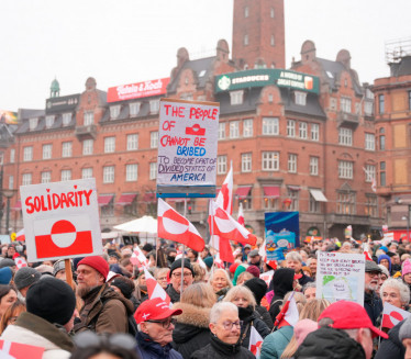 "DALJE RUKE OD GRENLANDA" Danci na ulicama-poruka Trampu FOTO