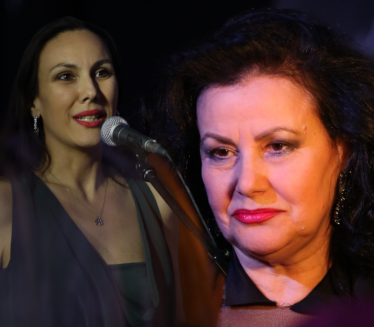 ĆERKA SNEŽANE SAVIĆ: Zbog mamine golotinje nisam išla u školu