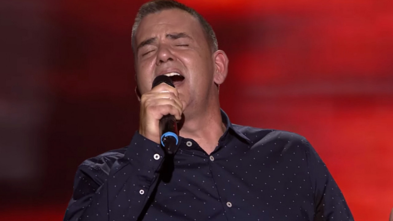 "DOSTA MI JE ŽENA": Pevač se razveo treći put