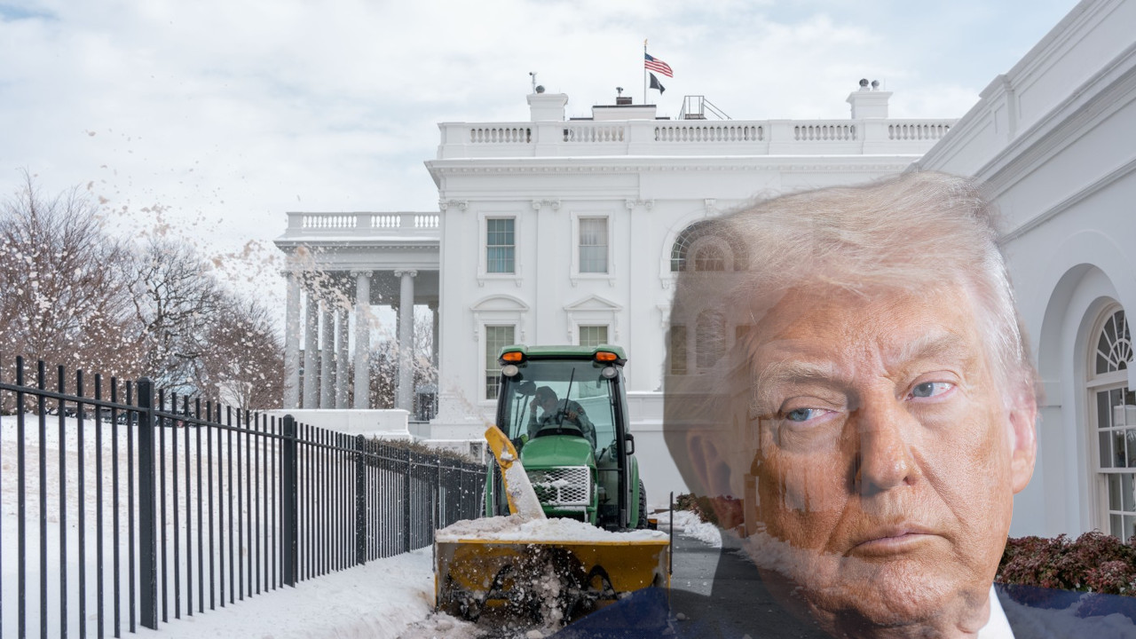 PREKASNO JE: Tramp buldožerom srušio krilo Bele kuće