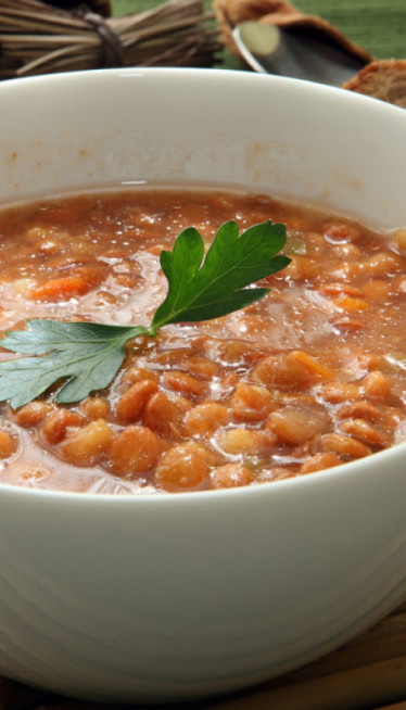 ČORBA OD CRVENOG SOČIVA: Okrepljuje dušu i telo
