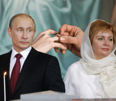 "MISLILA SAM DA RASKIDAMO..." Kako je Putin zaprosio LJudmilu
