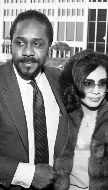 Slavni glumac Demond Vilson (77) preminuo u svom domu