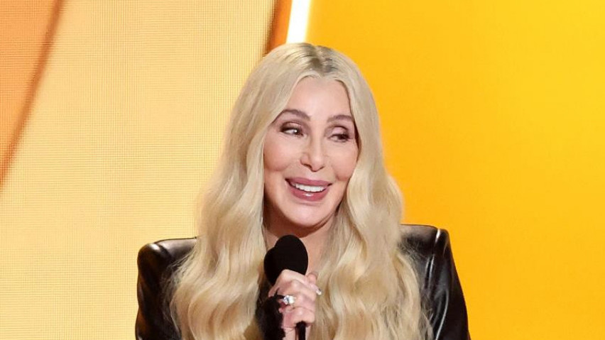 Šer dodelila nagradu pevaču koji je umro 2005. godine!