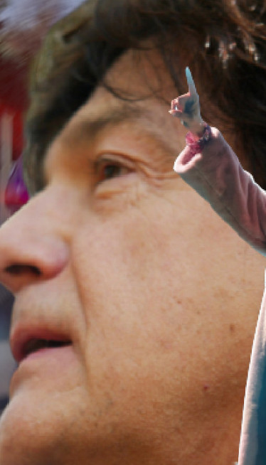 "NEZAMISLIVO JE DA MU ŽELE ZLO" Pevačica potrešena zbog Čole