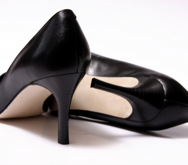 ФЕНОМЕНАЛАН ТРИК: Како проширити тесне ципеле?