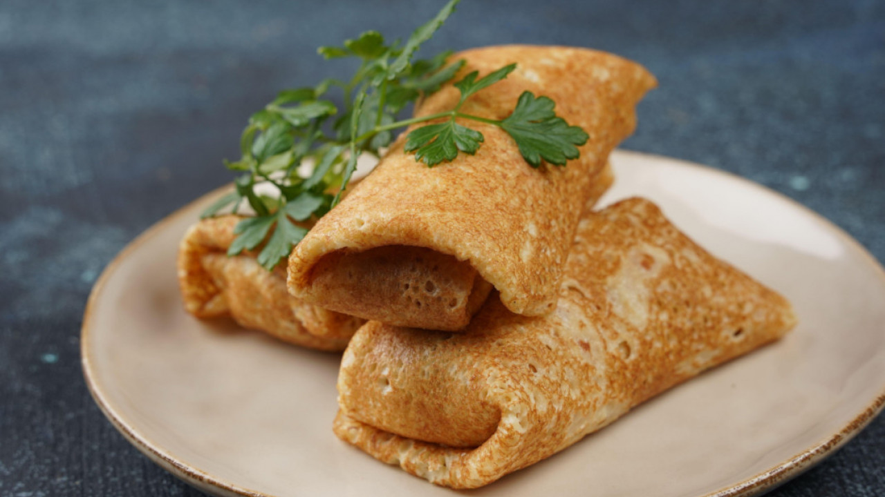 POHOVANE PALAČINKE SA SIROM: Sir se topi u ustima!