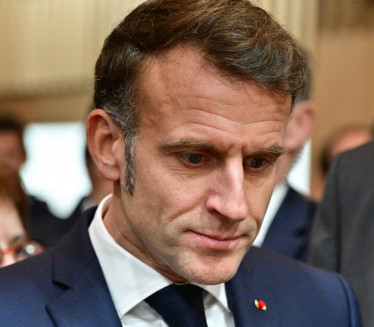 "Невиђени ШОК - Француској прети економски колапс"