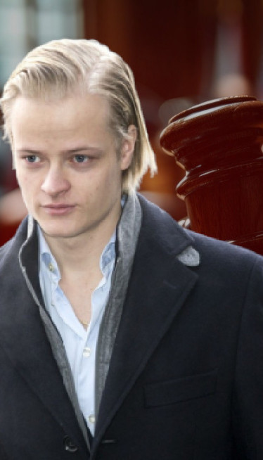 ГНУСНО! Како се на суђењу ПРАВДАО норвешки принц