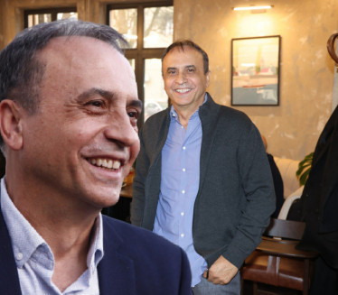 BEKI: "Rekli su mi da se pojavljujem u istom džemperu"