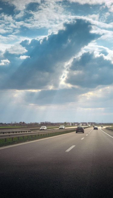 ВРЕМЕ ДАНАС: Облачно са сунчаним интервалима