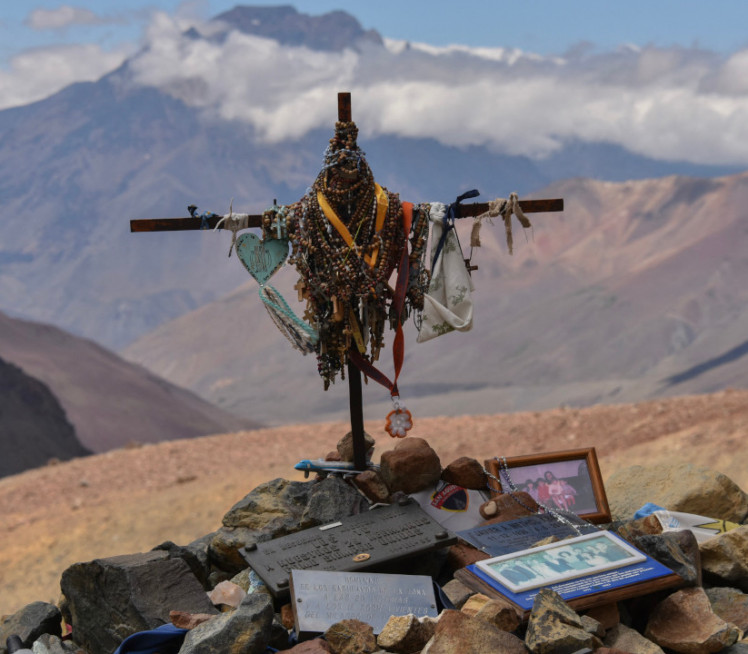 БРУТАЛНА ИСПОВЕСТ: Јео сам своје пријатеље да бих преживео