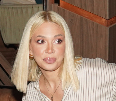 BURA! Oglasio se Milicin partner: "Miševi lava ne vole"