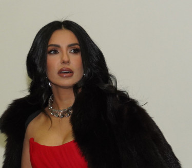 СМРТАН СЛУЧАЈ У ПОРОДИЦИ ТАЊЕ САВИЋ: Саопштење о отказивању