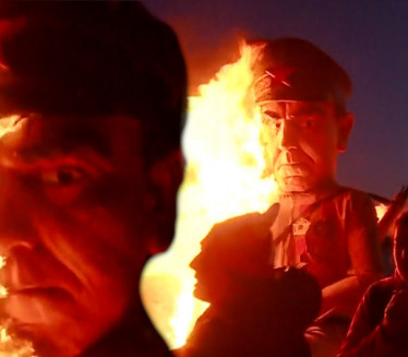 Hrvati spalili Pavelića i Tita (FOTO)