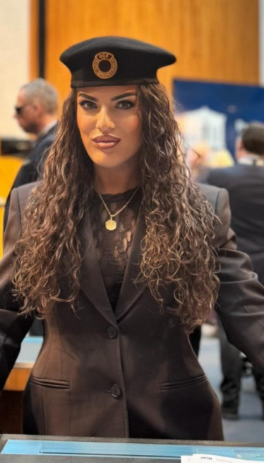 SKANDAL U AUSTRIJI: Beretka tzv. OVK u parlamentu (FOTO)