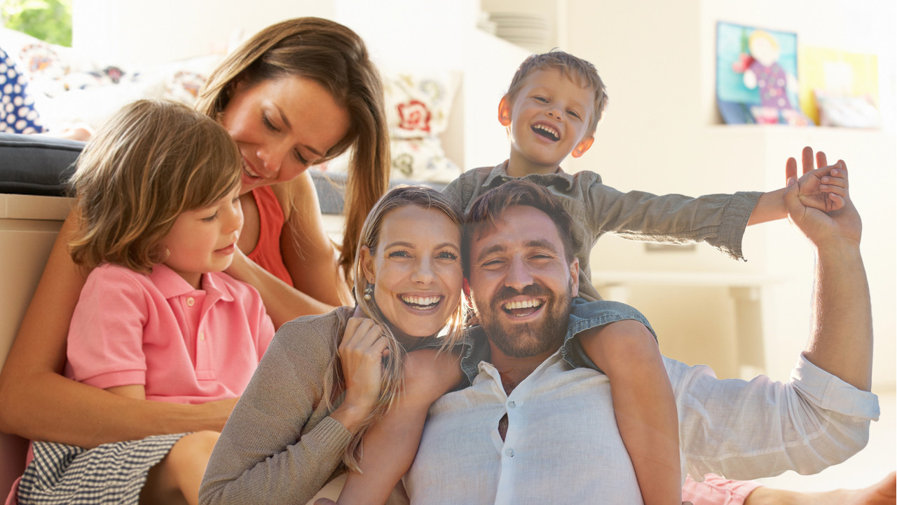 Osam navika koje deca sigurno pokupe od svojih roditelja