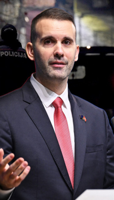 Ukrajinac se zabio u pratnju premijera CG? Ima povređenih