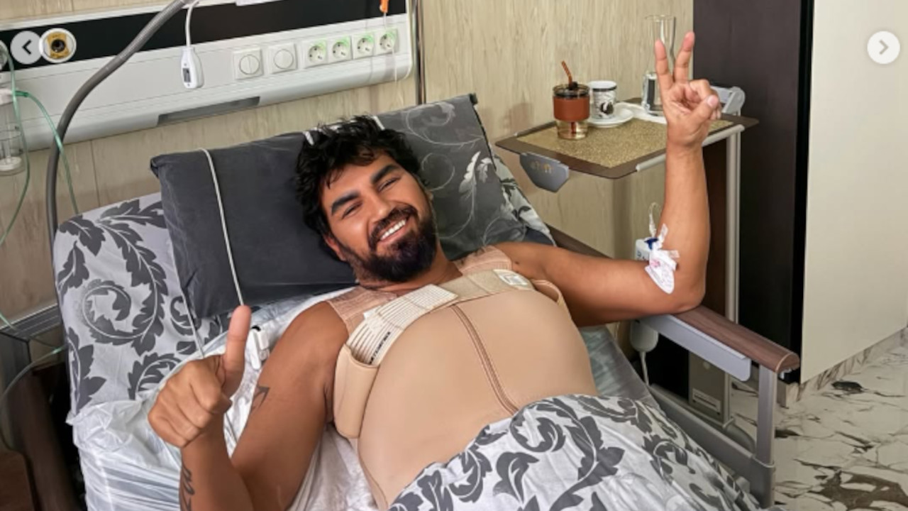 СКИНУО ПОВЕЗ, ПОКАЗАО РЕЗУЛТАТ Азис уградио силиконе у груди